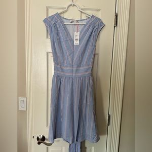 Vineyard Vines Striped Seersucker tie dress